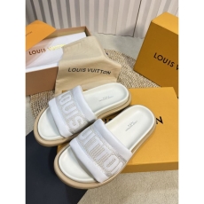 Louis Vuitton Slippers